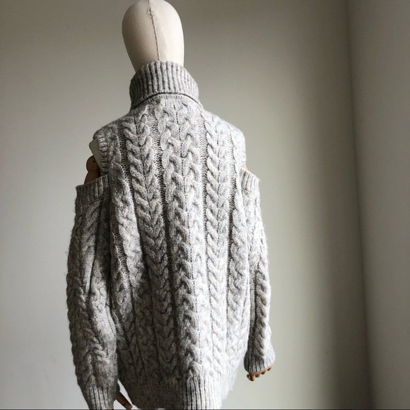 NWT Zara Turtleneck Grey Sweater with shoulder cut out - Picture 6 of 7